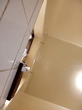 Snapshot of mojeemore chatting on January 18, 2026, 8:51 am mojeemore online show from January 18, 2026, 8:51 am