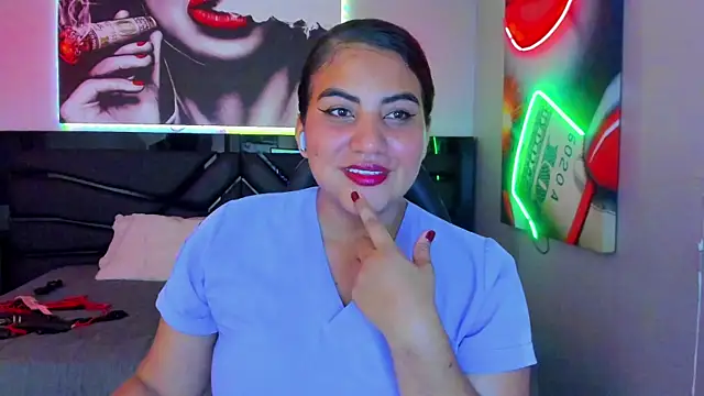 Sara Bdsm  online show from March 29, 2026, 3:23 pm