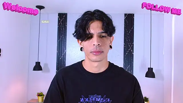 Franvill Trato online show from October 6, 2025, 5:32 pm