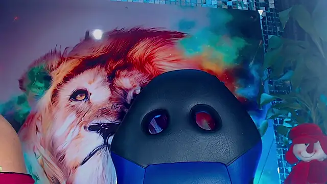 Cristal Gem1 online show from December 4, 2025, 12:14 pm