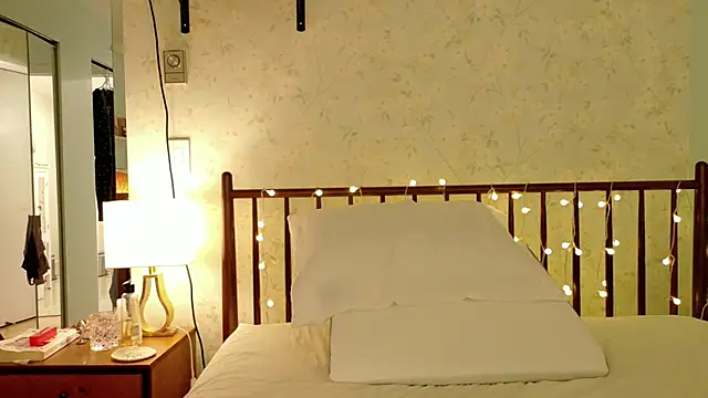 Snapshot of sicklitgirl chatting on October 13, 2025, 4:29 pm sicklitgirl online show from October 13, 2025, 4:29 pm