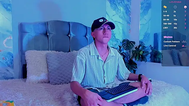 oliver mr  online show from March 11, 2026, 7:20 pm