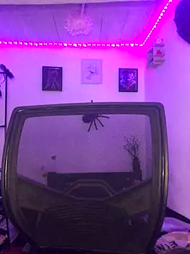 Samara SaenzV online show from November 14, 2025, 1:48 am