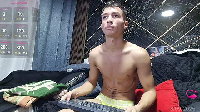 Snapshot of eroseliam chatting on September 9, 2025, 8:19 pm eroseliam online show from September 9, 2025, 8:19 pm