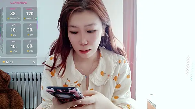 Snapshot of Annasweet- chatting on February 25, 2026, 1:37 am Annasweet- online show from February 25, 2026, 1:37 am