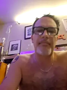 Slinkypoppet online show from November 9, 2025, 10:24 am