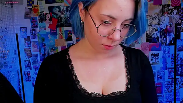 Penny Stanley online show from November 11, 2025, 1:49 am