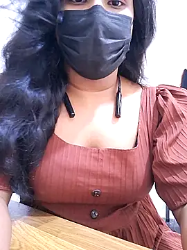 Snapshot of BeautyGirl_sara chatting on September 19, 2025, 5:20 am BeautyGirl sara online show from September 19, 2025, 5:20 am