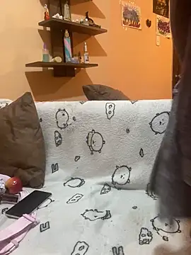 Snapshot of Isisflame chatting on February 28, 2026, 4:35 am Isisflame online show from February 28, 2026, 4:35 am