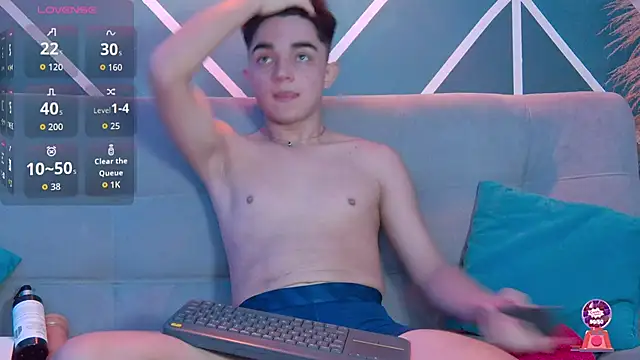 LucaDelart online show from October 21, 2025, 12:50 pm