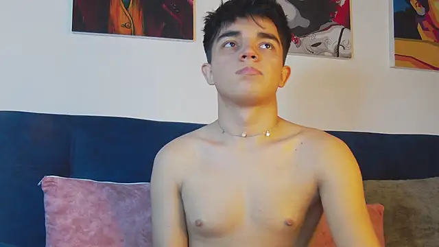 LucaDelart online show from November 6, 2025, 1:12 pm