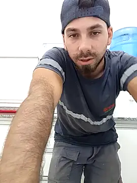 Lushakuiron1 online show from December 20, 2025, 2:13 pm