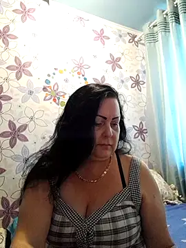 430LekaLove online show from September 19, 2025, 12:50 pm