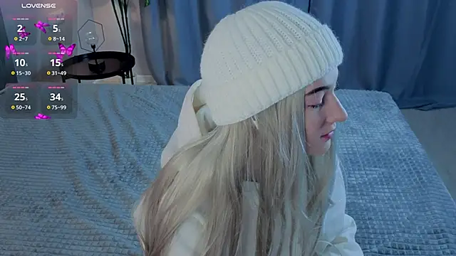 Mary Smitt online show from October 26, 2025, 5:08 pm