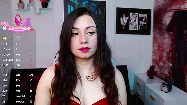 Snapshot of Eva_Roussell chatting on April 18, 2026, 7:07 pm Eva Roussell online show from April 18, 2026, 7:07 pm