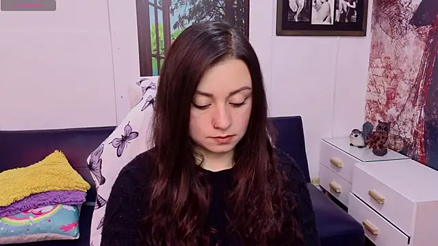 Snapshot of Eva_Roussell chatting on May 28, 2026, 2:58 pm Eva Roussell online show from May 28, 2026, 2:58 pm