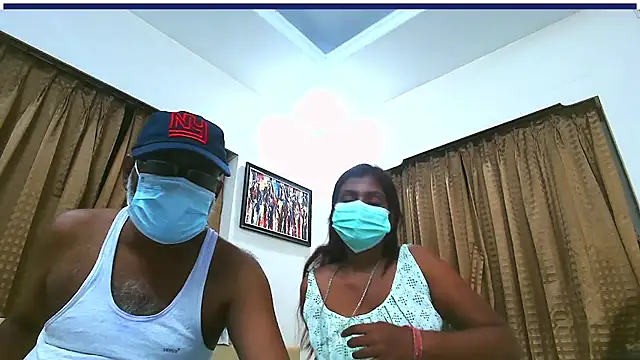 Snapshot of Rashikamalhotra chatting on October 22, 2025, 12:05 pm Rashikamalhotra online show from October 22, 2025, 12:05 pm