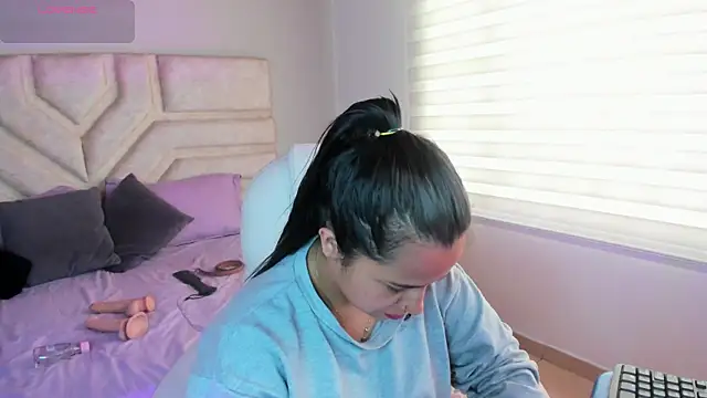  adahara queen online show from September 28, 2025, 8:36 pm