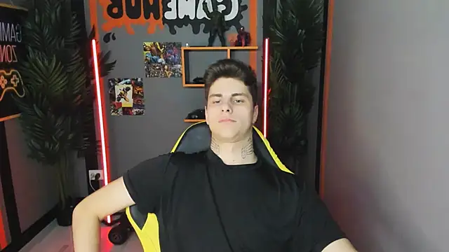 JackWolw online show from October 8, 2025, 10:02 am