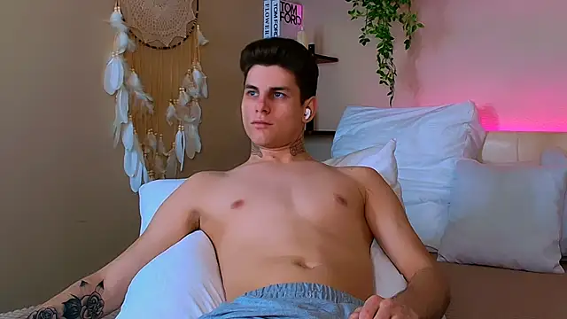 JackWolw online show from November 13, 2025, 10:19 pm