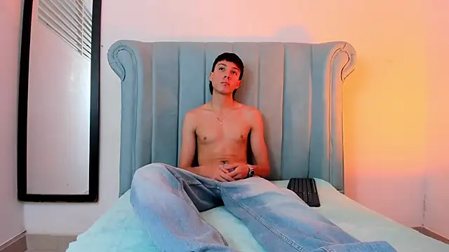 LittleDanny  online show from March 13, 2026, 3:40 pm