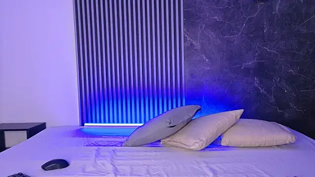  Gaaia  online show from March 3, 2026, 10:15 pm