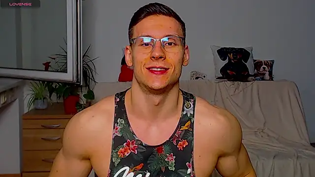 ZeinMiracles online show from March 20, 2026, 10:25 pm