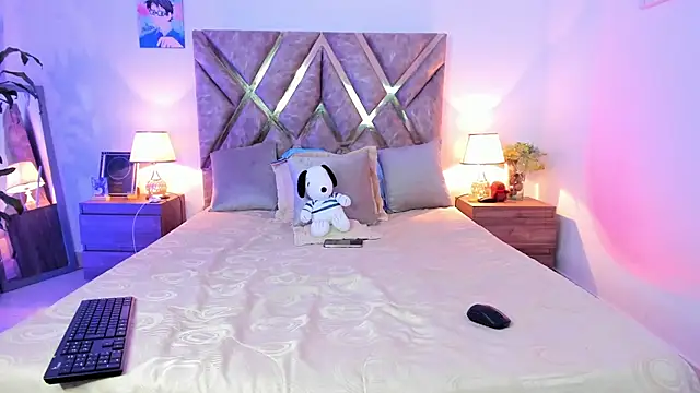 Snapshot of Hyunjin_Son chatting on February 19, 2026, 12:45 pm Hyunjin Son online show from February 19, 2026, 12:45 pm