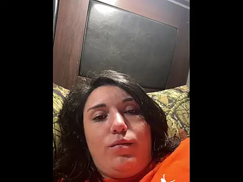 Snapshot of torilayne1970 chatting on November 18, 2025, 11:36 am torilayne1970 online show from November 18, 2025, 11:36 am