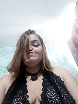 MayaLuna1 online show from October 19, 2025, 4:51 pm