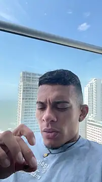 Snapshot of Mrjustin_sebas chatting on February 25, 2026, 6:17 pm Mrjustin sebas online show from February 25, 2026, 6:17 pm