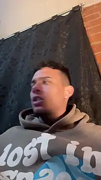 Snapshot of Mrjustin_sebas chatting on March 4, 2026, 11:22 pm Mrjustin sebas online show from March 4, 2026, 11:22 pm