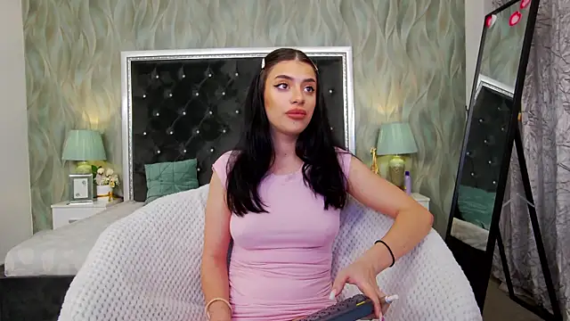 Anais Carter online show from November 12, 2025, 4:57 am