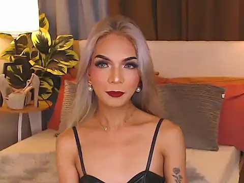 CelestinaMarquez0427 online show from October 4, 2025, 9:46 pm