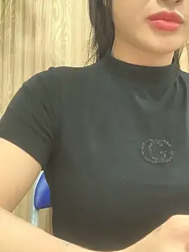 Tieuvi 18 online show from October 21, 2025, 5:41 am