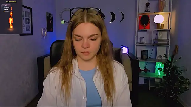veronica bubble online show from June 19, 2026, 7:17 pm