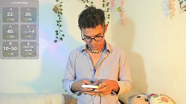 cute sammy 1 online show from September 12, 2025, 4:23 am