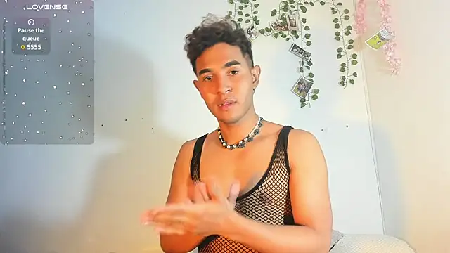 cute sammy 1 online show from September 13, 2025, 5:07 am