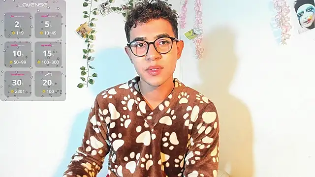 cute sammy 1 online show from September 17, 2025, 11:23 am