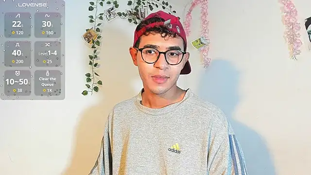 cute sammy 1 online show from September 19, 2025, 11:55 am