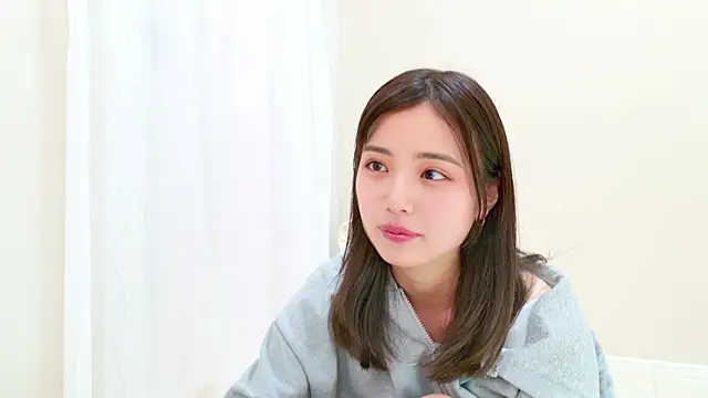 -yuina-23 online show from December 17, 2025, 9:59 am