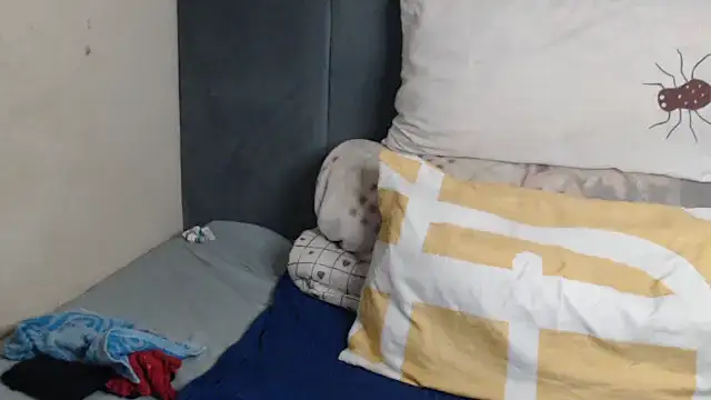 Tyllorsavage online show from October 25, 2025, 1:35 am