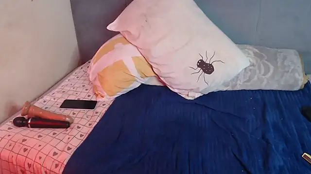 Tyllorsavage online show from November 1, 2025, 4:47 am