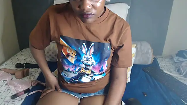 Tyllorsavage online show from November 1, 2025, 6:32 pm