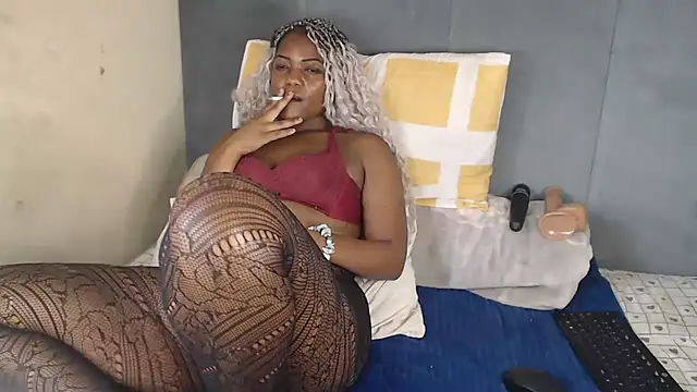 Tyllorsavage online show from November 4, 2025, 10:47 am