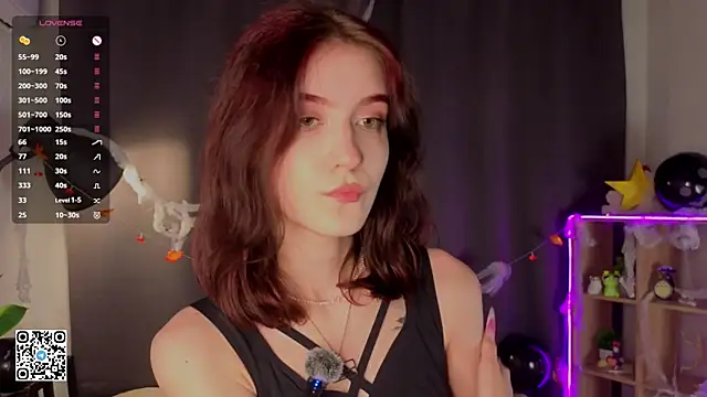 BelindaParbs online show from October 30, 2025, 6:08 pm