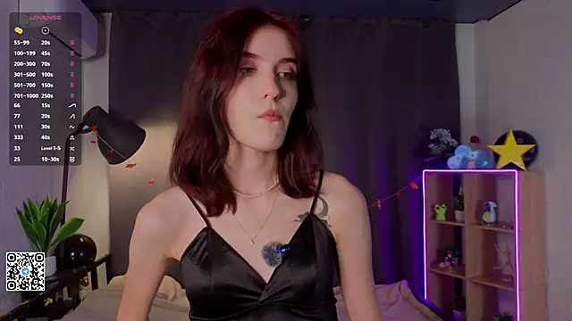 BelindaParbs online show from November 6, 2025, 6:09 pm