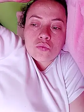  honey12 online show from September 8, 2025, 9:14 pm