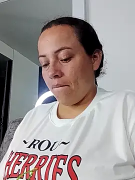  honey12 online show from September 18, 2025, 11:34 am