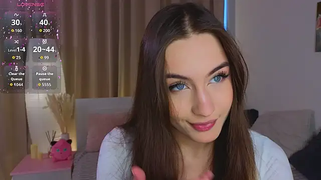 Moonlight1Sonata1 online show from December 1, 2025, 9:03 am